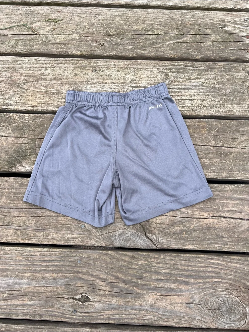 Nike Boys Kids Grey Athletic Shorts with Swoosh size xs (4)